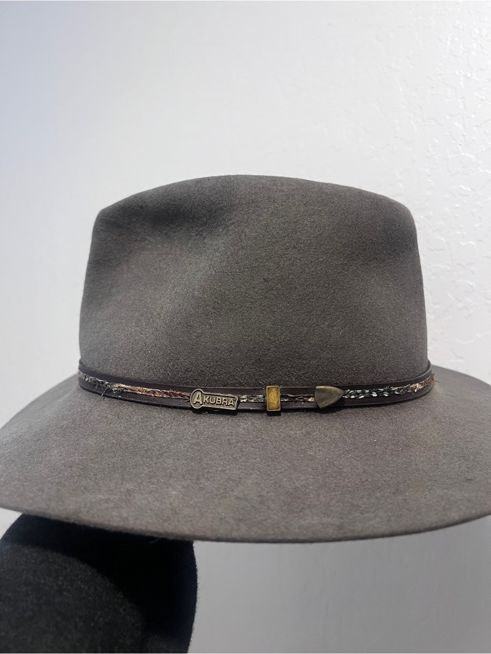 Akubra “Leisure Time” Imperial Quality Pure Fur Felt Wide Brim Western Hat 58